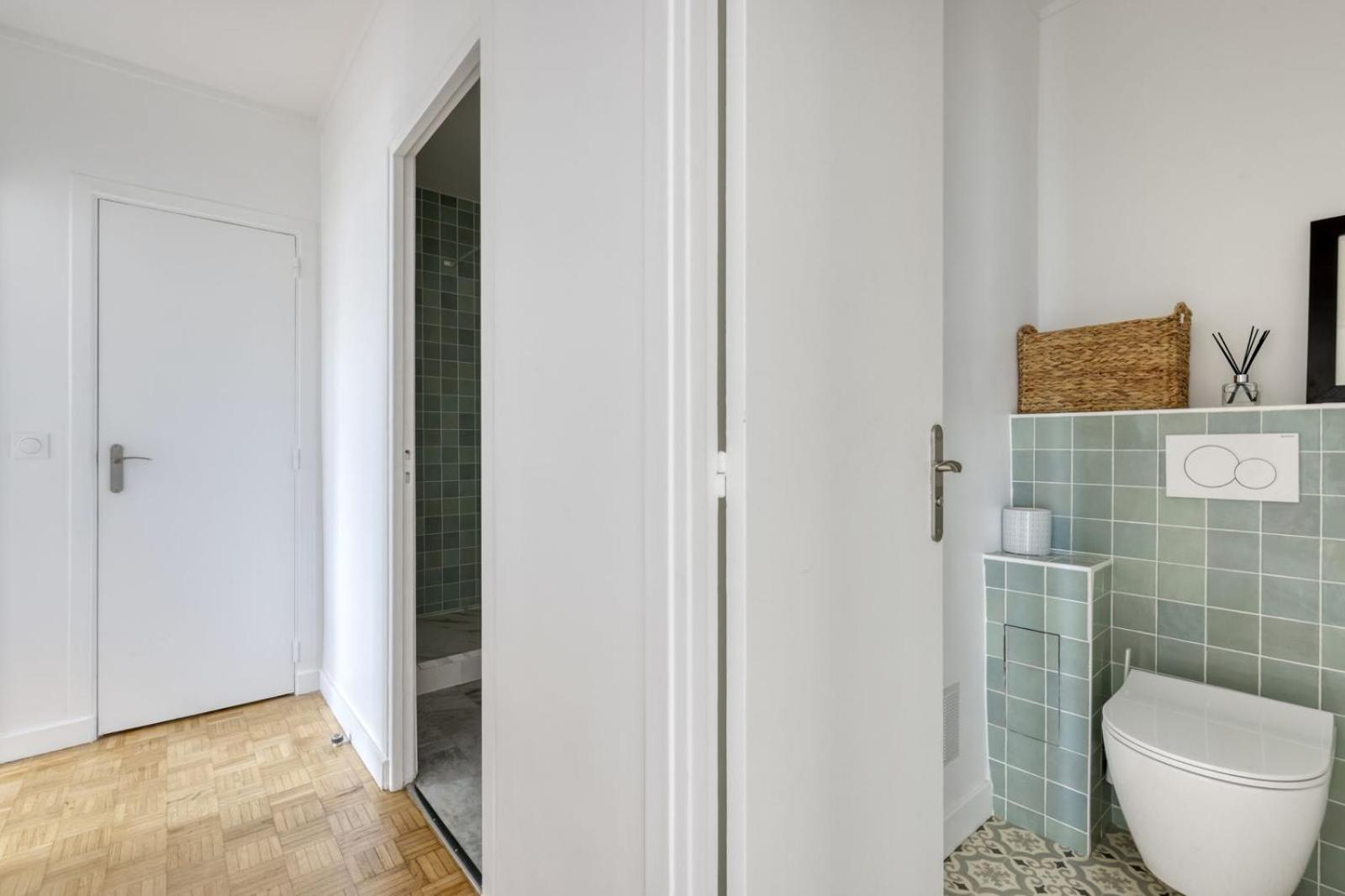 Light & Warm Flat With Balcony - Heart Of 15 Parijs
